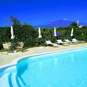  Holiday home Vacanze Trinacria