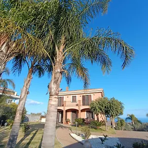 Bed & Breakfast Feluchia Tra Il Mare E Il Vulcano, Acireale